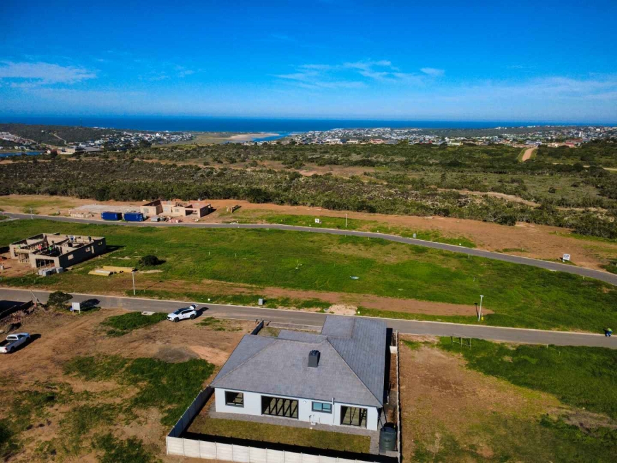 3 Bedroom Property for Sale in Stilbaai Wes Western Cape